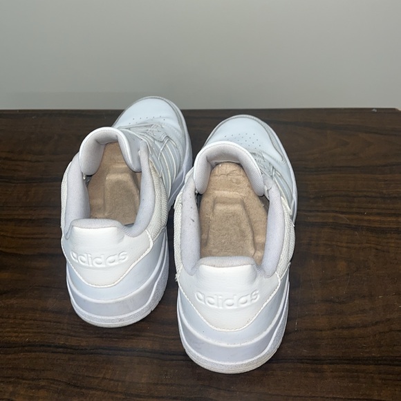 White adidas sneakers - Picture 7 of 7